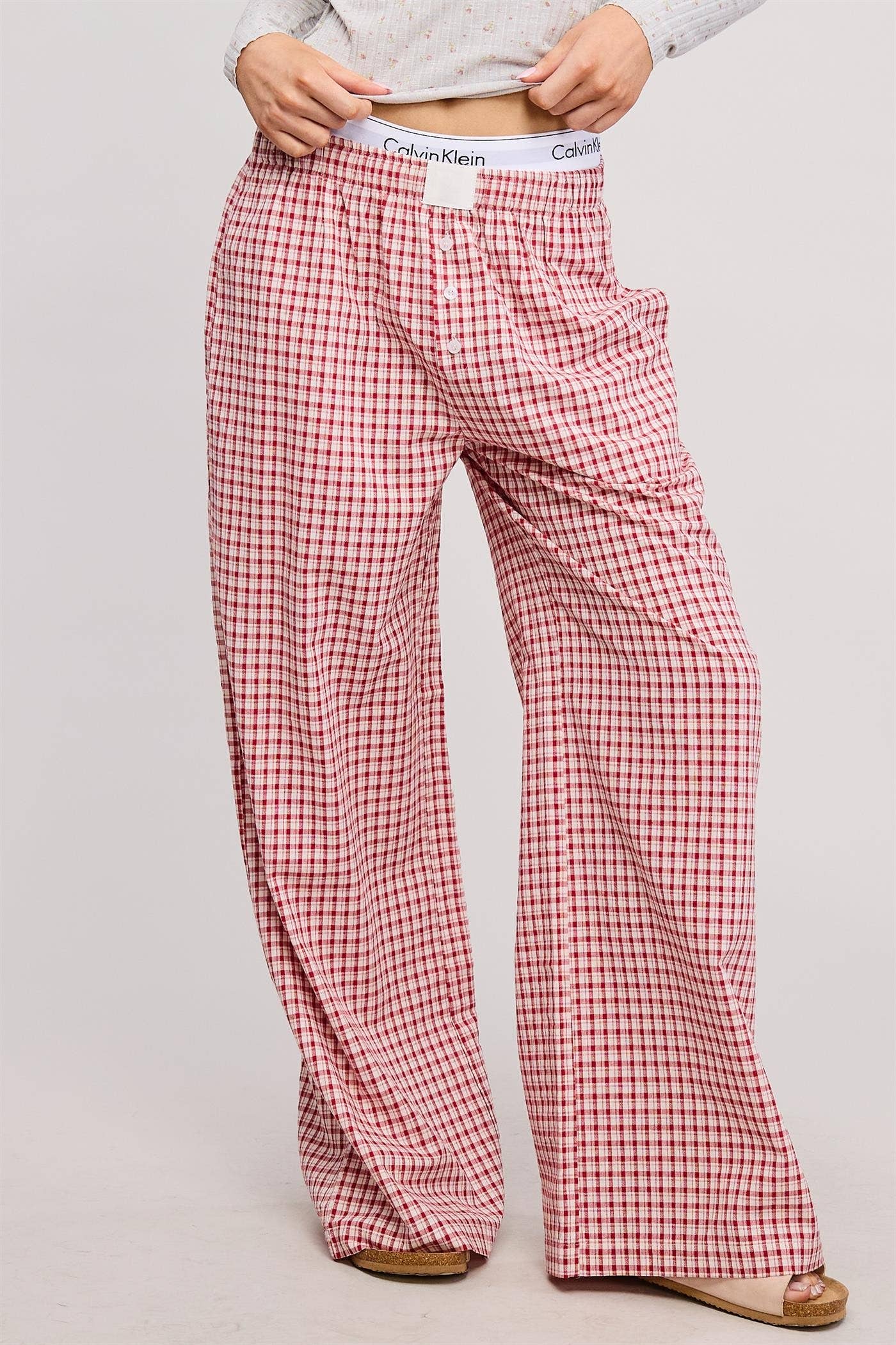 Mid Rise Elasticized Waistband Gingham Pattern Pants