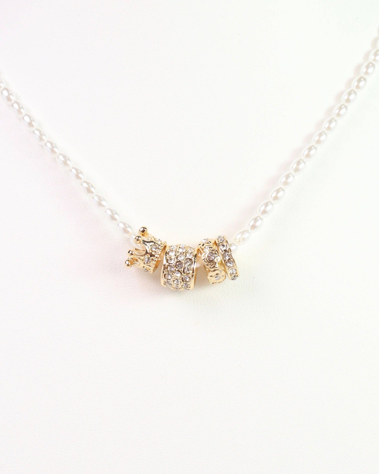 Kerri Pearl Charm Necklace Gold