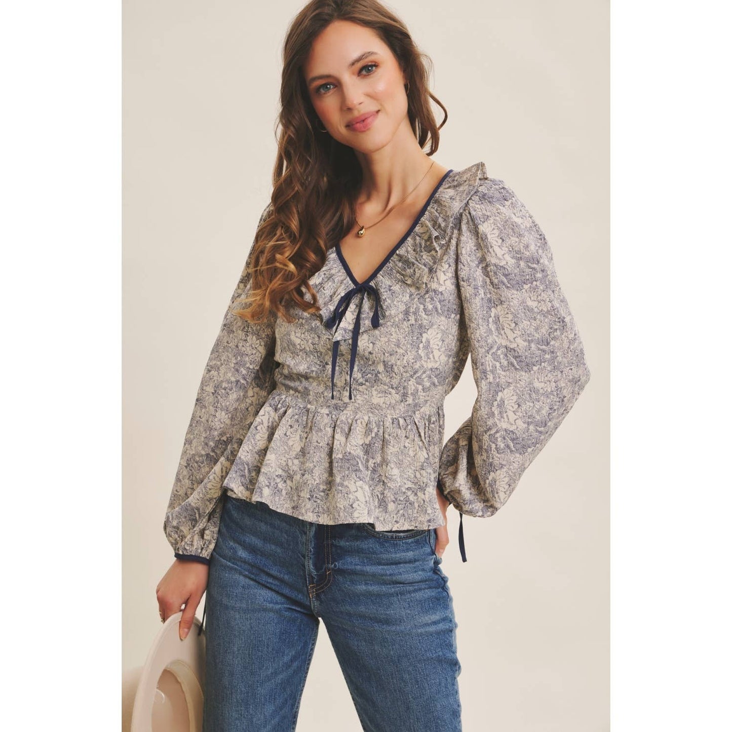 TOILE PRINTED BABYDOLL BLOUSE WITH BALLOON SLEEVES