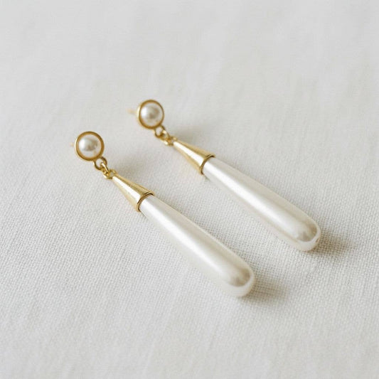Elegant Water Drop Pearl Earrings