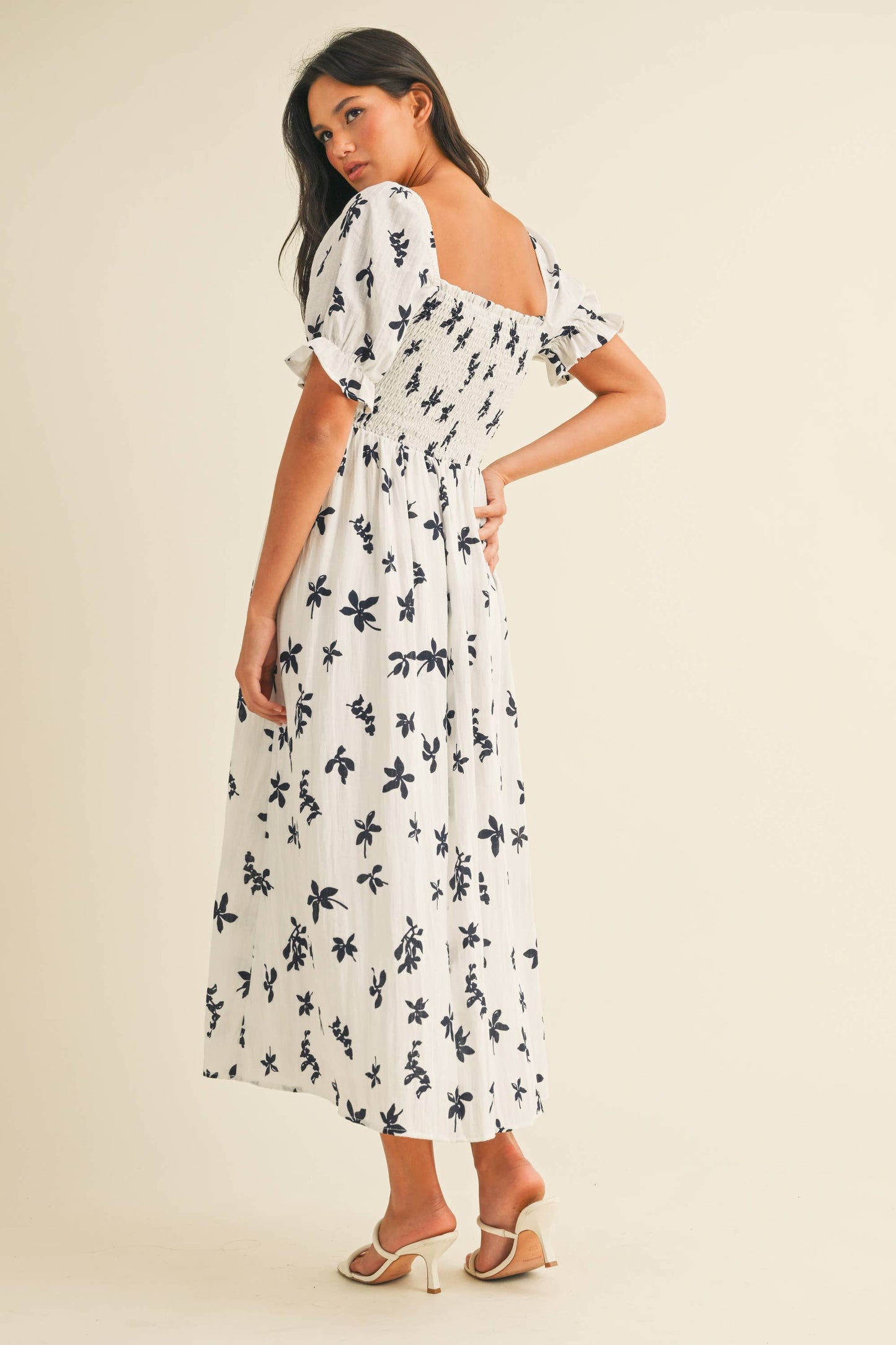 ID8847-A FLORAL MIDI PUFF SLEEVES DRESS