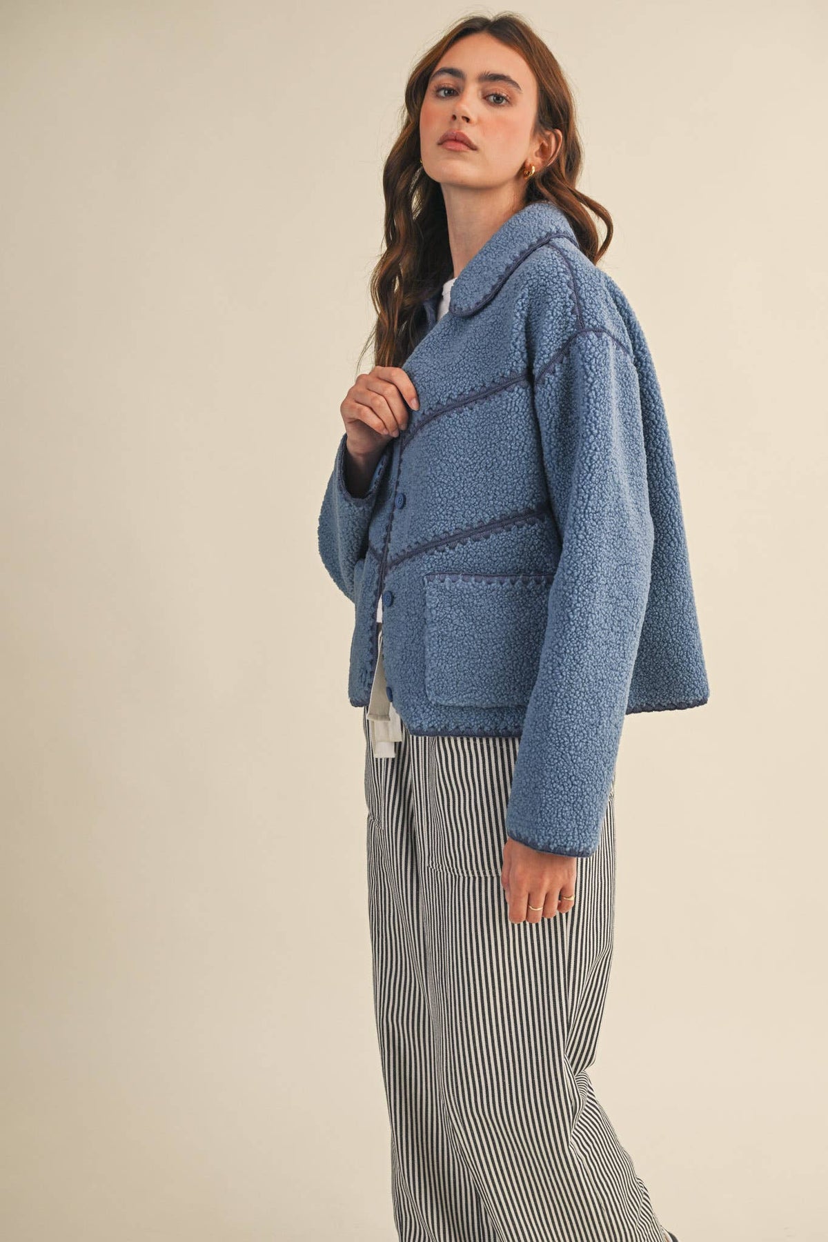 FAUX SHERPA FLEECE JACKET WITH BLANKET STITCH