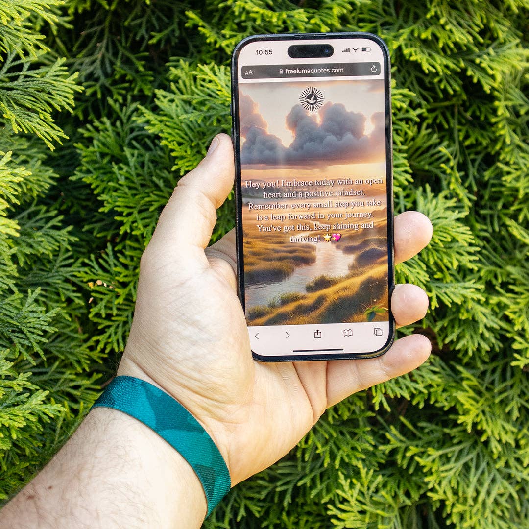 Keep Smiling NFC Positivity Bracelet