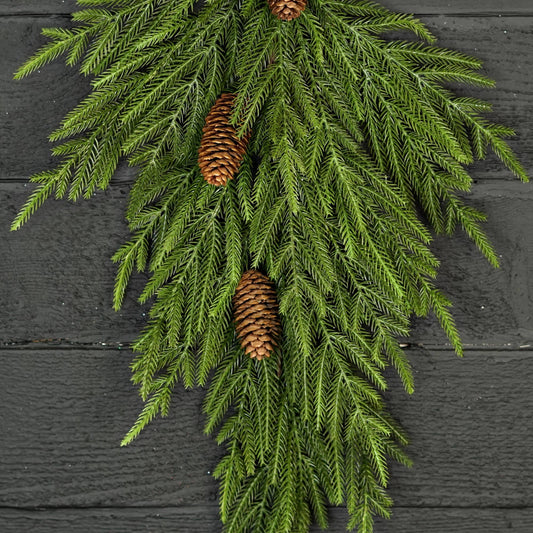 510073- 28inLx16inW Teardrop-Evergreen Norfolk Pine w.Long P