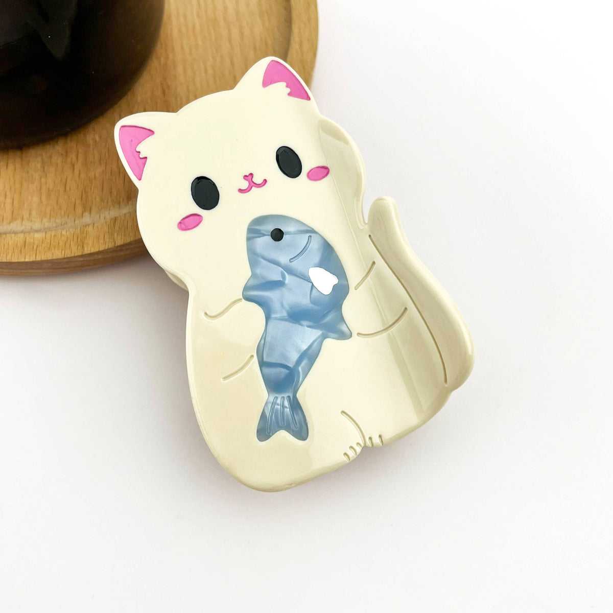 Cute White Cat Hair Claw
