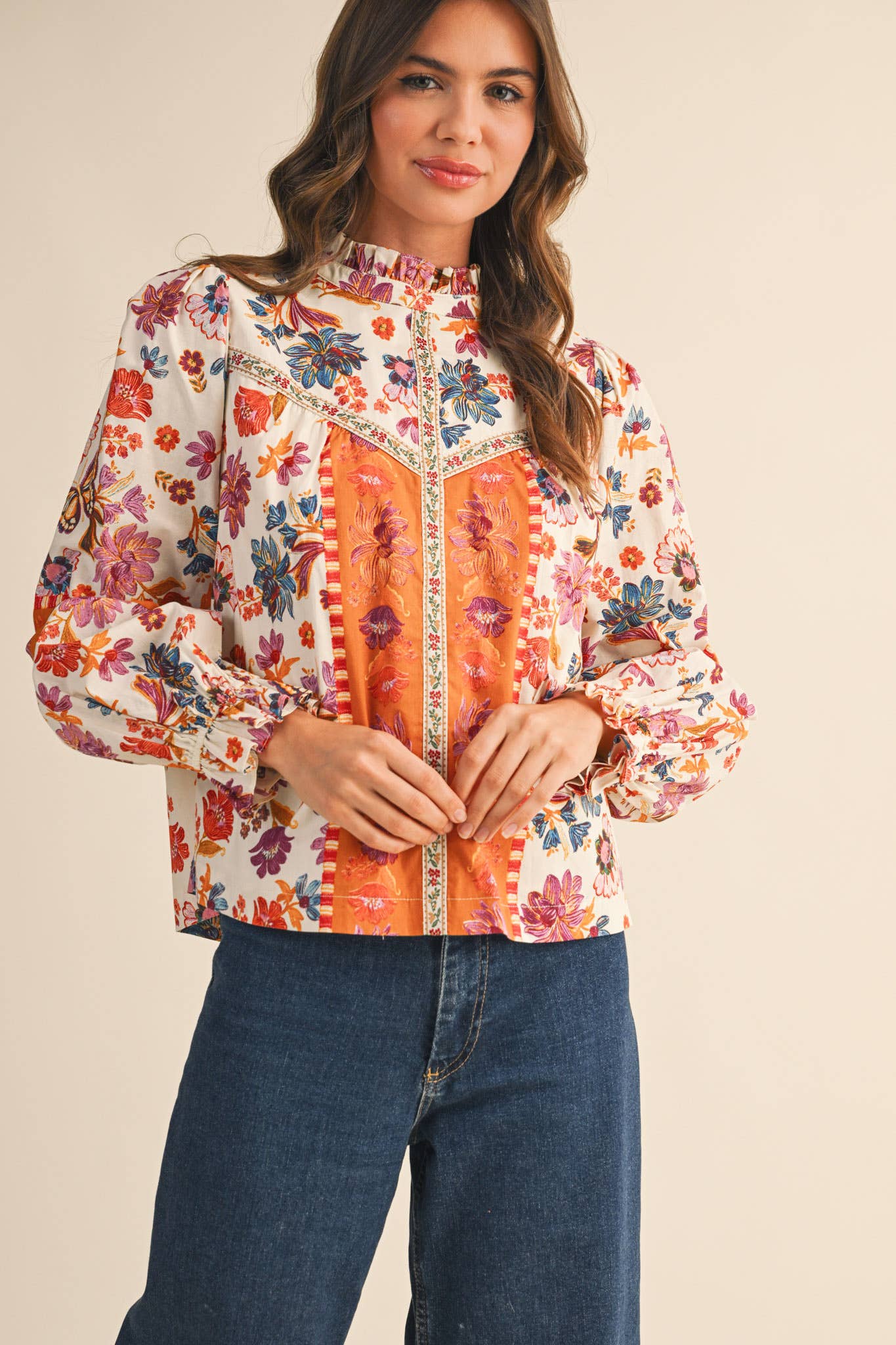 EXCLUSIVE FLORAL BORDER PRINT TOP WITH FLORAL TRIM