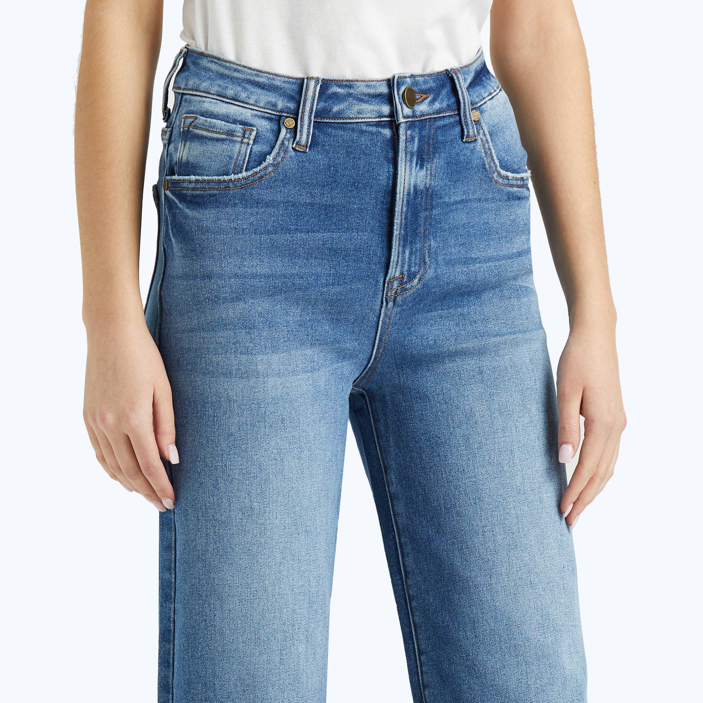 HIGH RISE WIDE LEG JEANS WITH RAW HEM