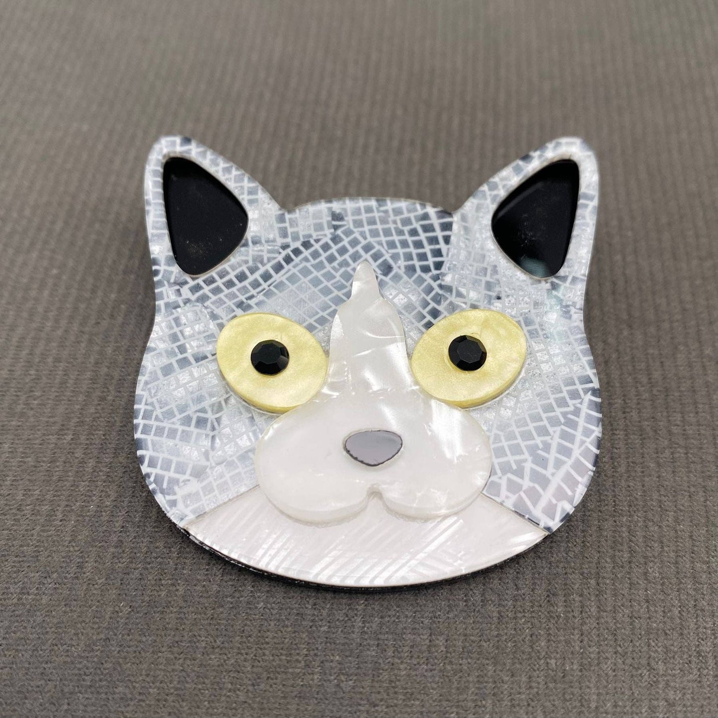 Acrylic Cat's Head Brooch