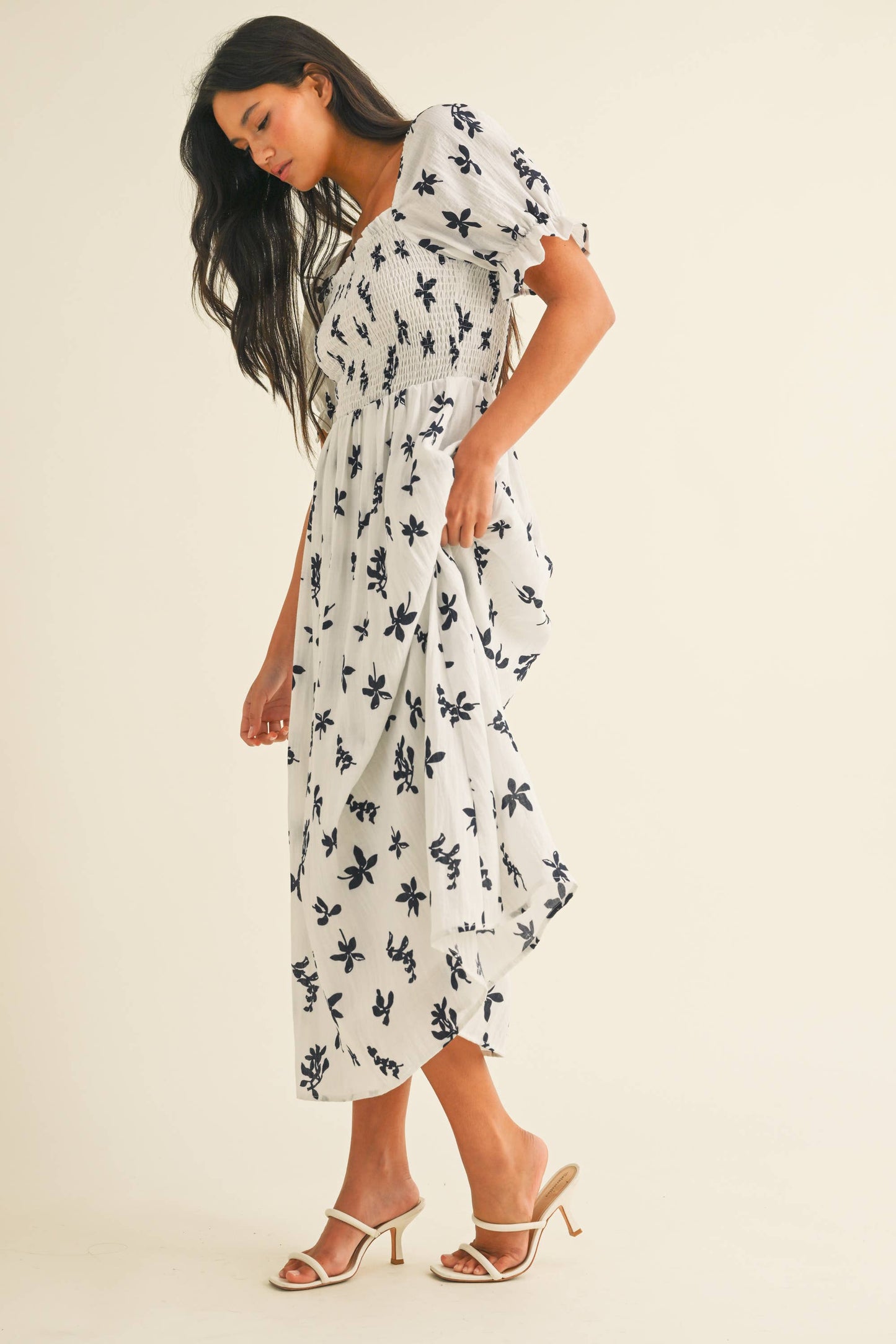 ID8847-A  FLORAL MIDI PUFF SLEEVES DRESS