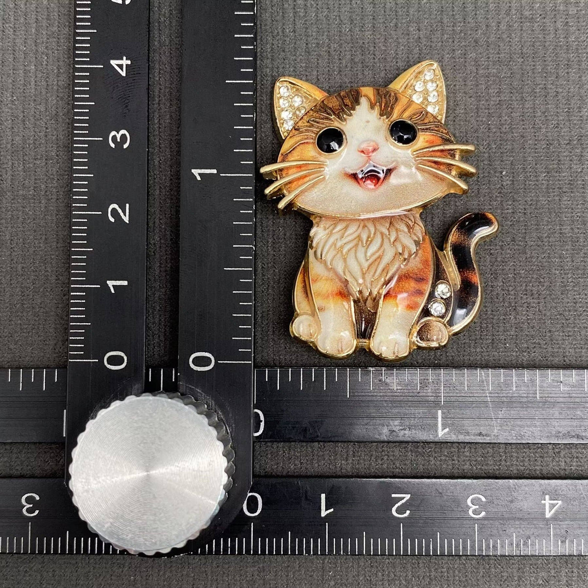 Rhinestone Inlaid Enamel Cat Brooch