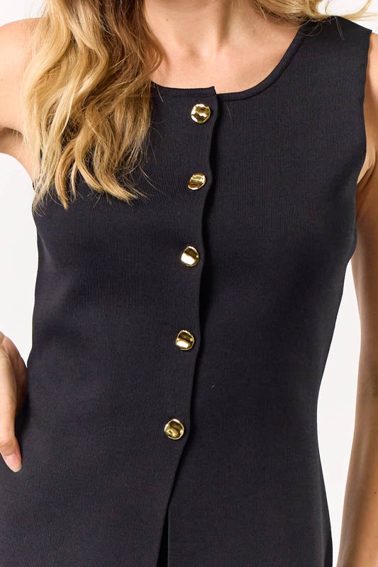 ILT5338 Sleeveless Button Down Top