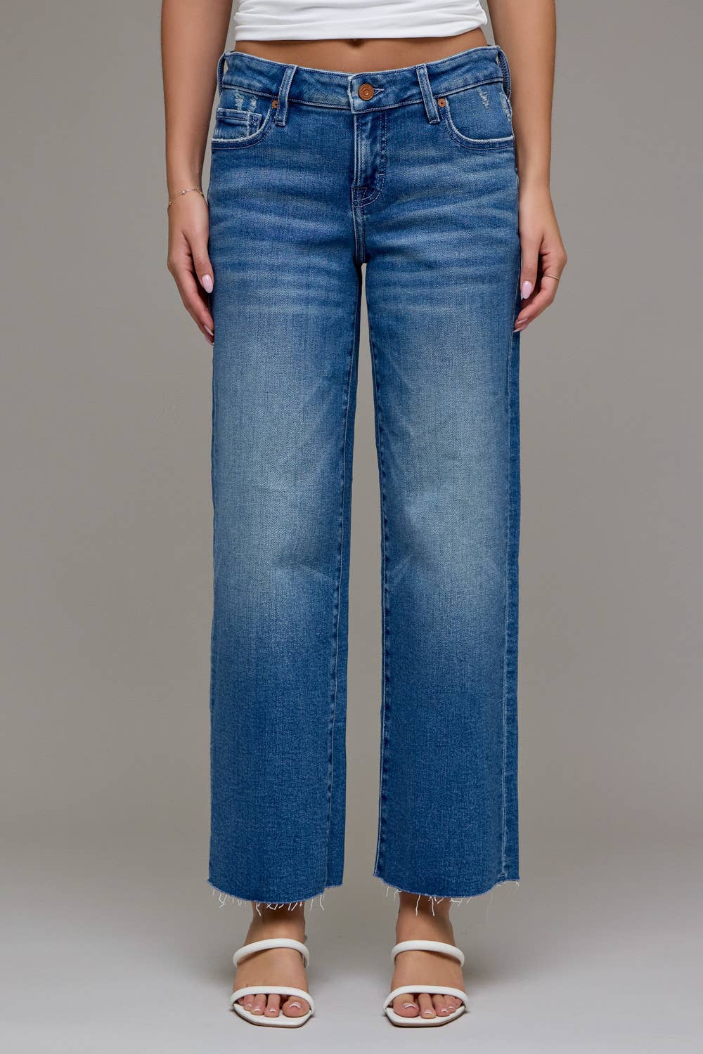 Medium Wash Stretch Low Rise Cropped Classic Straight