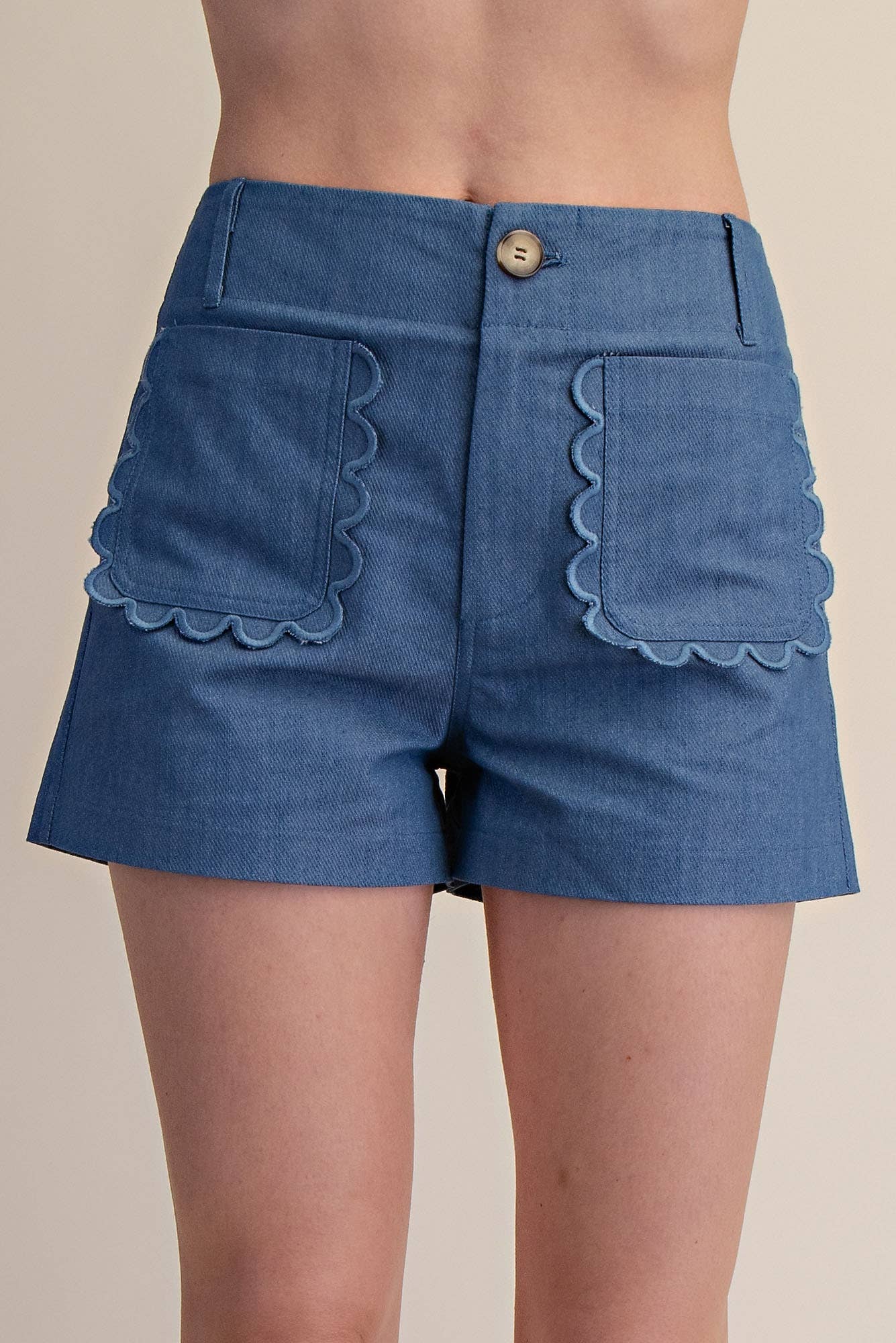 Scallop Detail Pocket Colette Shorts