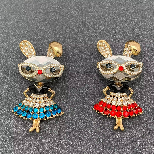 Creative Cartoon Rhinestone Rabbit Brooch