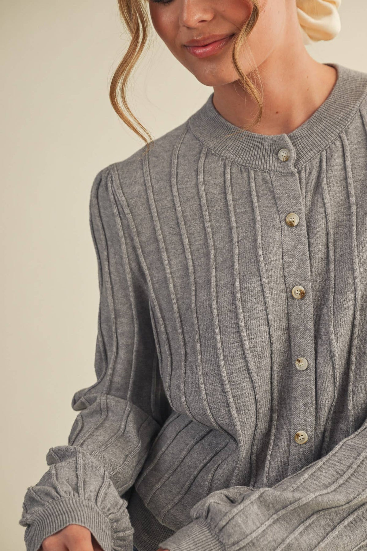 RIBBED SWEATER CARDIGAN