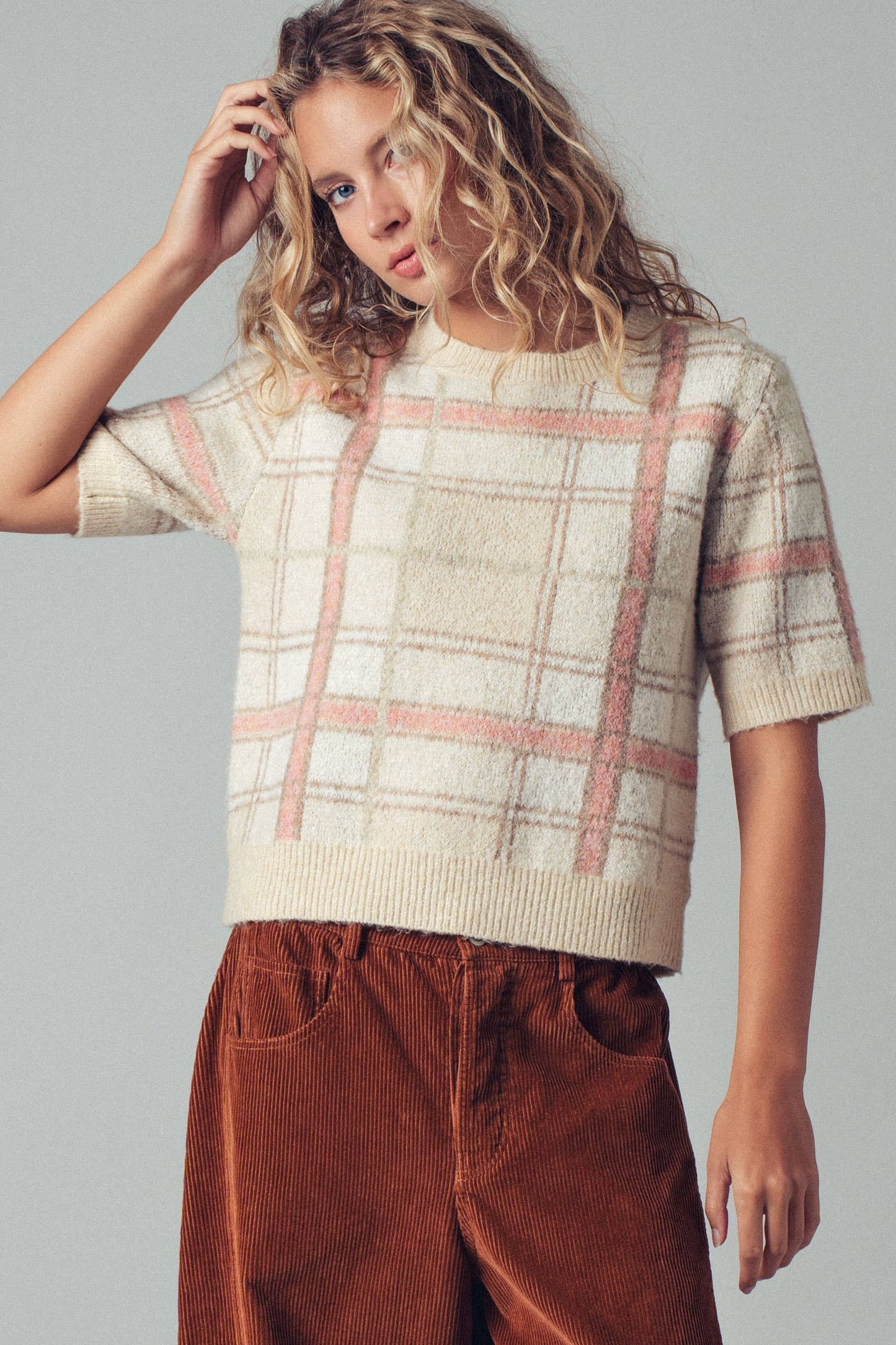 LAST CHANCE - Plaid Short Sleeve Knit Sweater Top