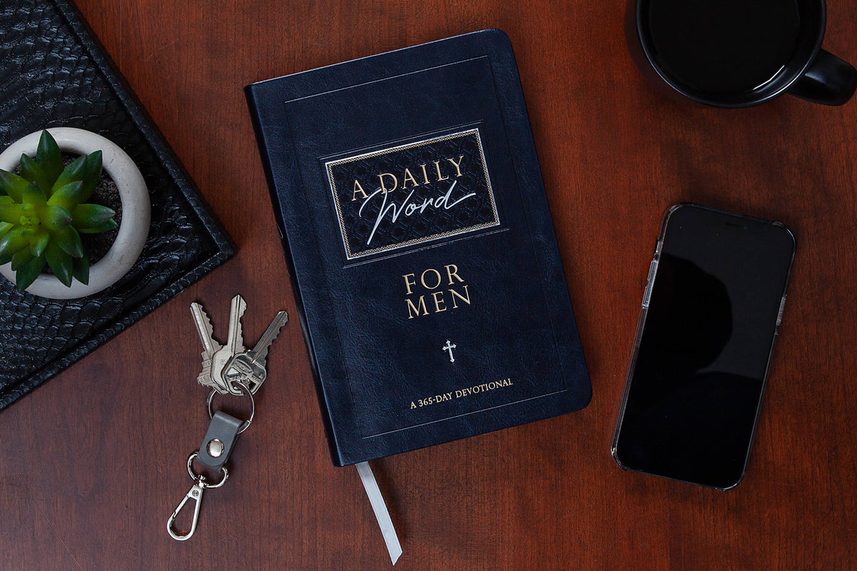 A Daily Word for Men (Daily Devotional)