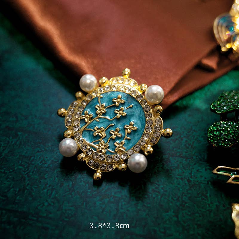 Vintage Baroque Brooch Elegant Pin Accessory