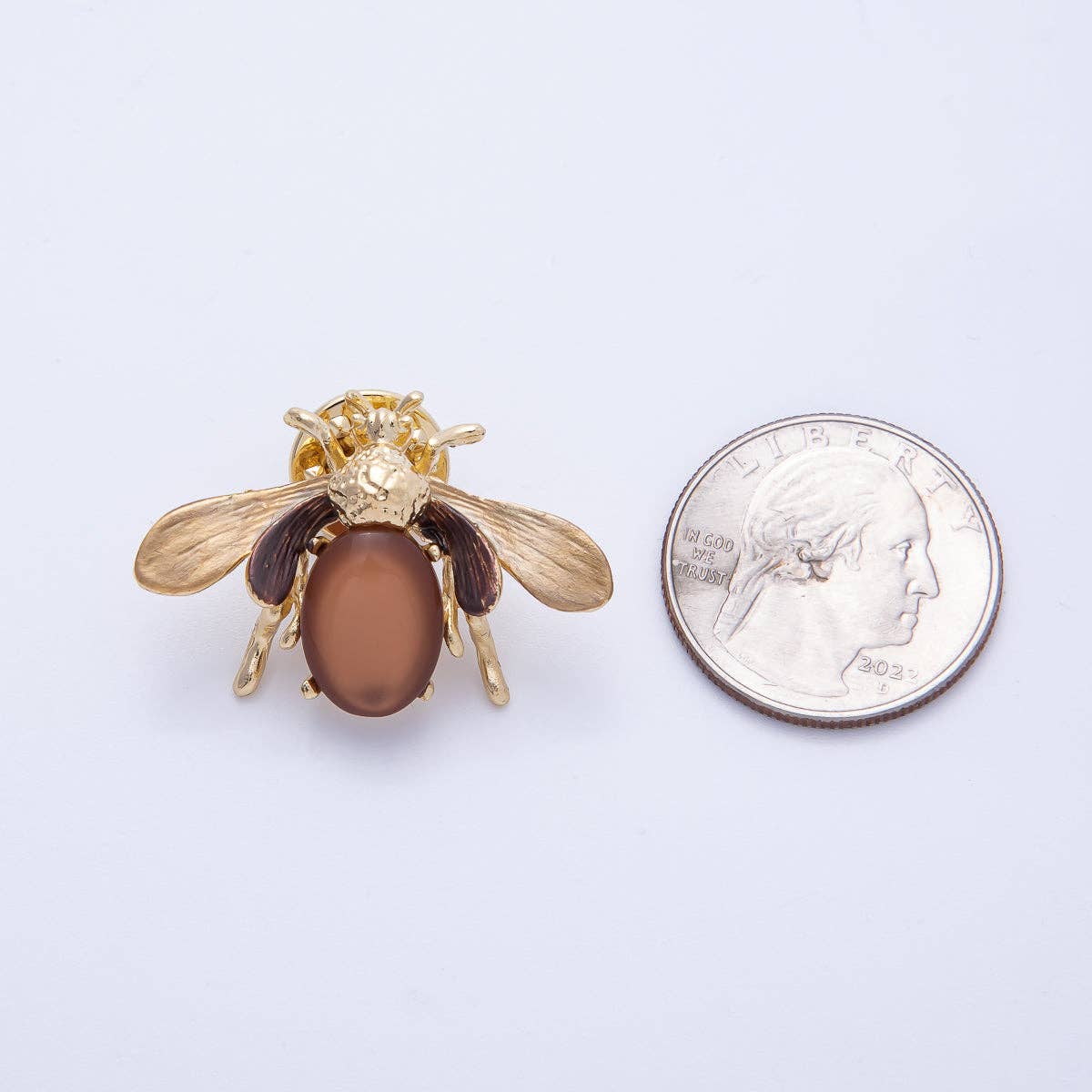 Matte Gold 33.5mm x 23mm Brown Wasp Bee Insect Animal Pin Brooch