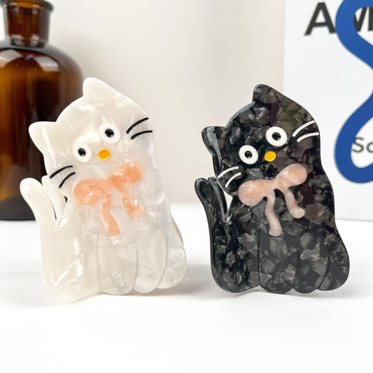 Tilt Head Cat Hair Claw Clip