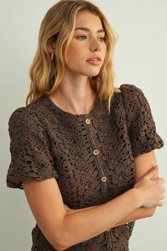 CROCHET SHORT SLEEVE BUTTON FRONT TOP