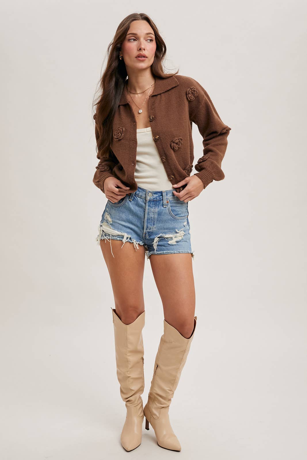 FLORAL EMBROIDERY BUTTON DOWN COLLAR KNIT CARDIGAN
