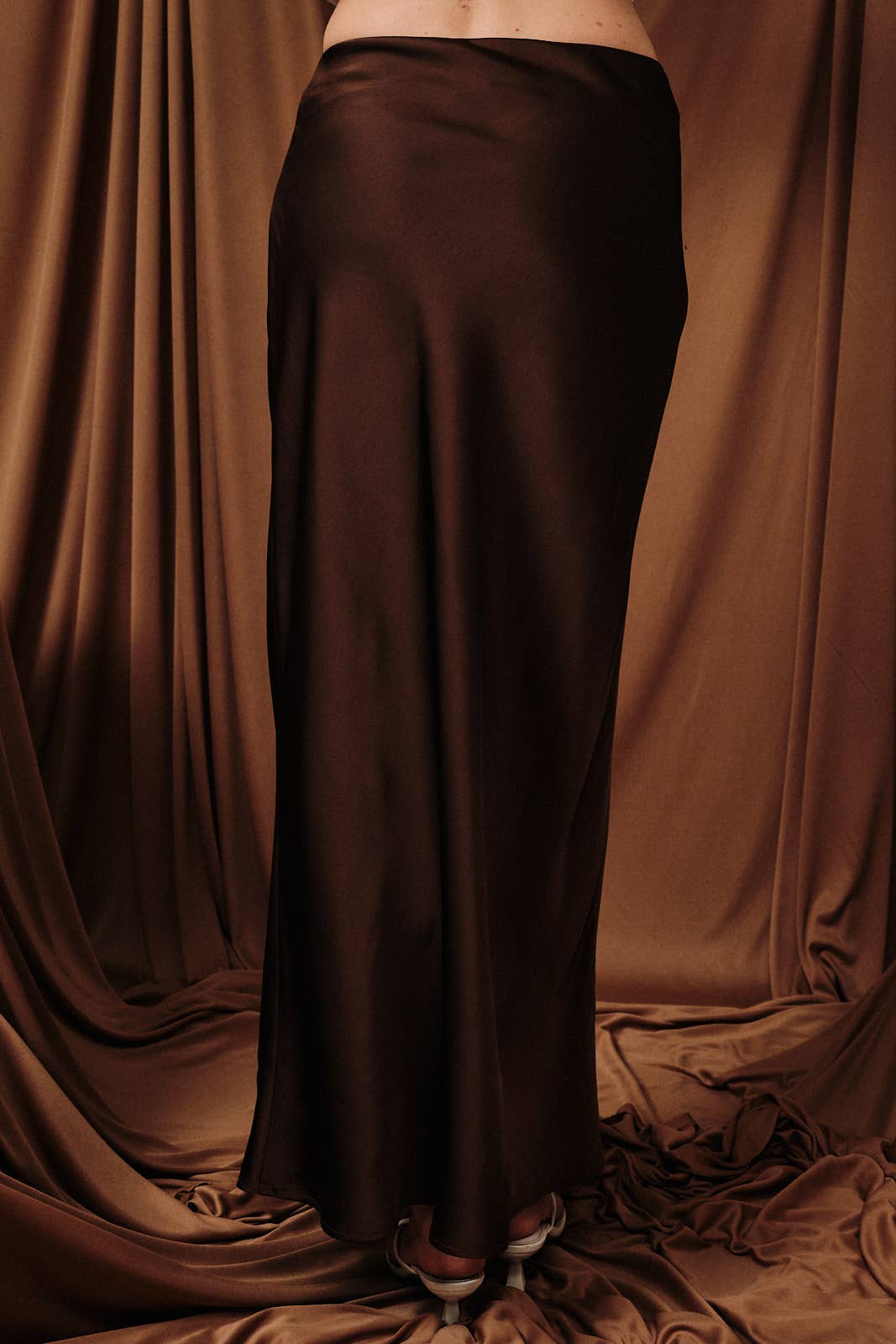 BIAS SATIN MIDI SKIRT