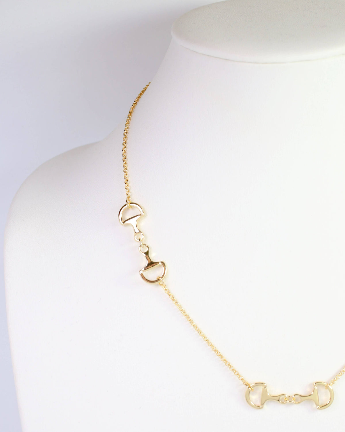 Thoroughbred Horsebit Necklace Gold