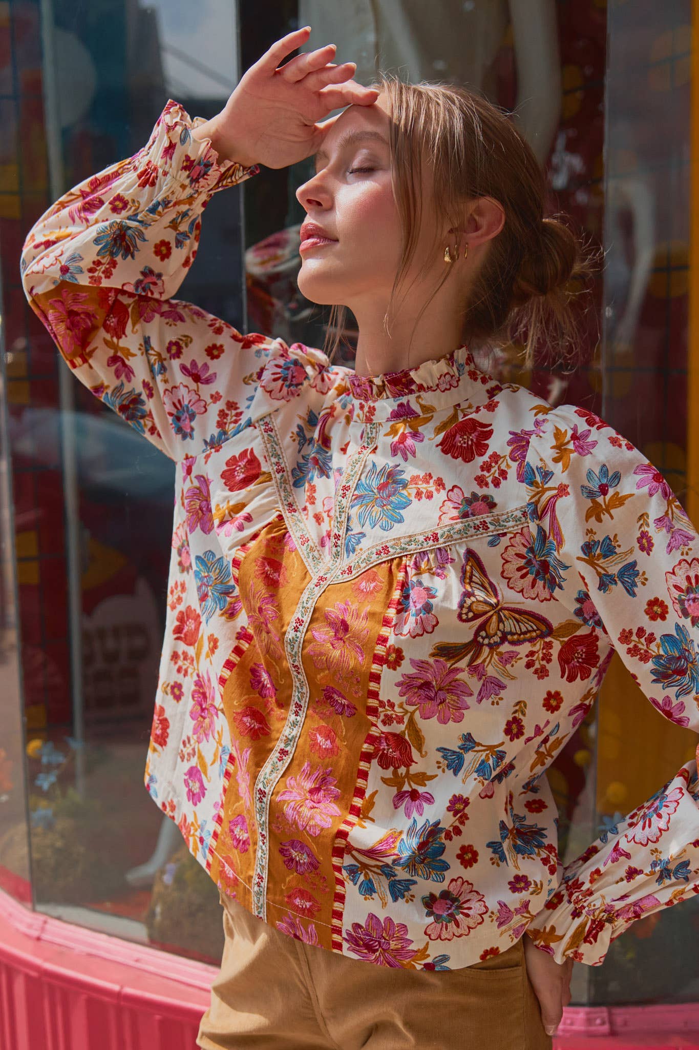 EXCLUSIVE FLORAL BORDER PRINT TOP WITH FLORAL TRIM