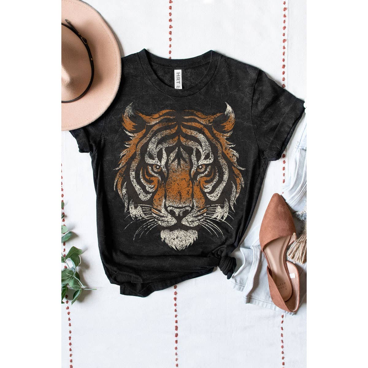 TIGER BIG FACE MINERAL GRAPHIC TEE