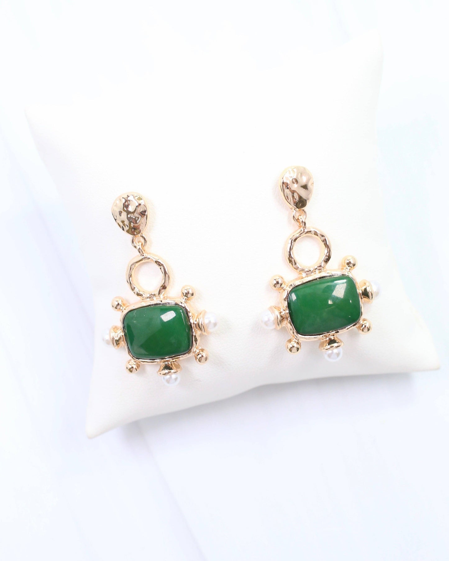 Buena Vista Stone and Pearl Drop Earring Green