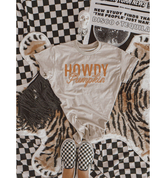 Howdy Pumpkin Sand Graphic Tee