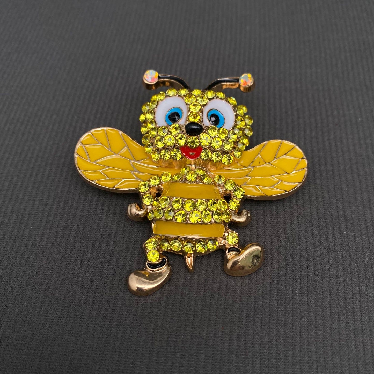 Rhinestones Inlaid Enamel Cartoon Bee Brooch