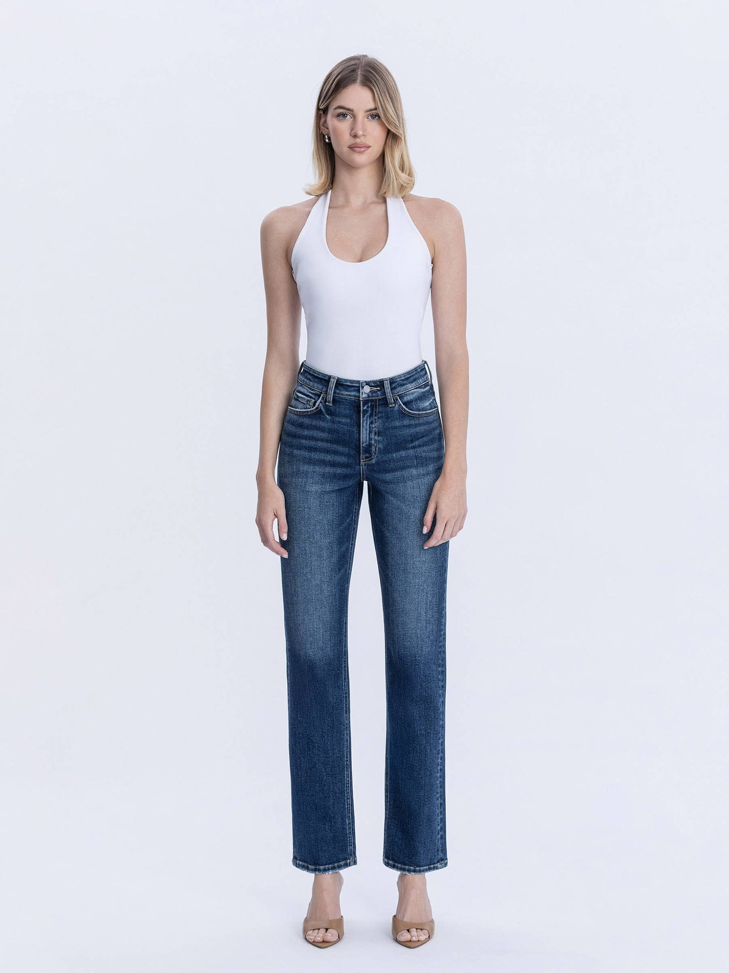 DARK WASH STRAIGHT JEANS
