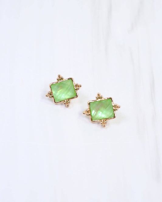 Kerang Square Facited Stud Earring Green