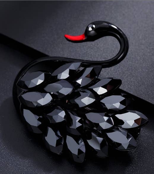 Elegant Swan Sparkling Crystal Brooch