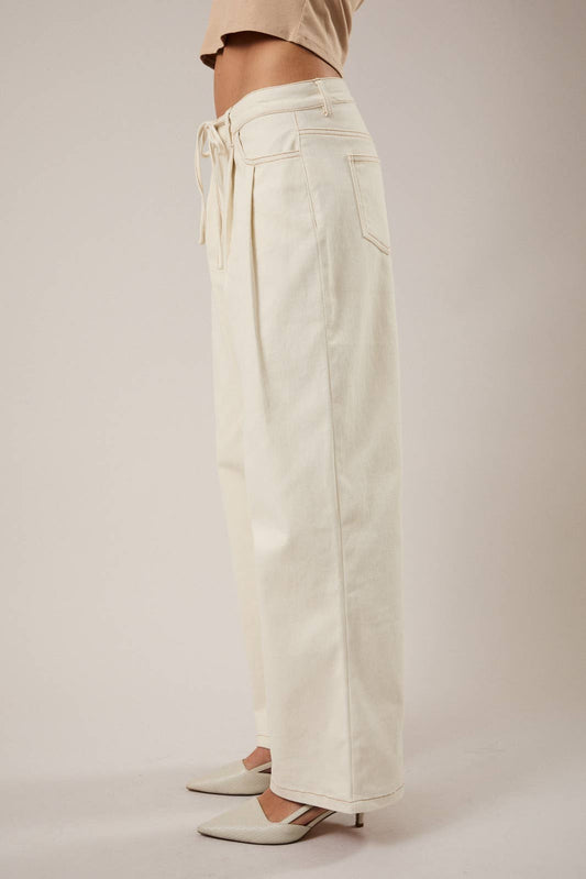 WAIST TIED PLEATS DETAIL STRETCHED TWILL PANTS