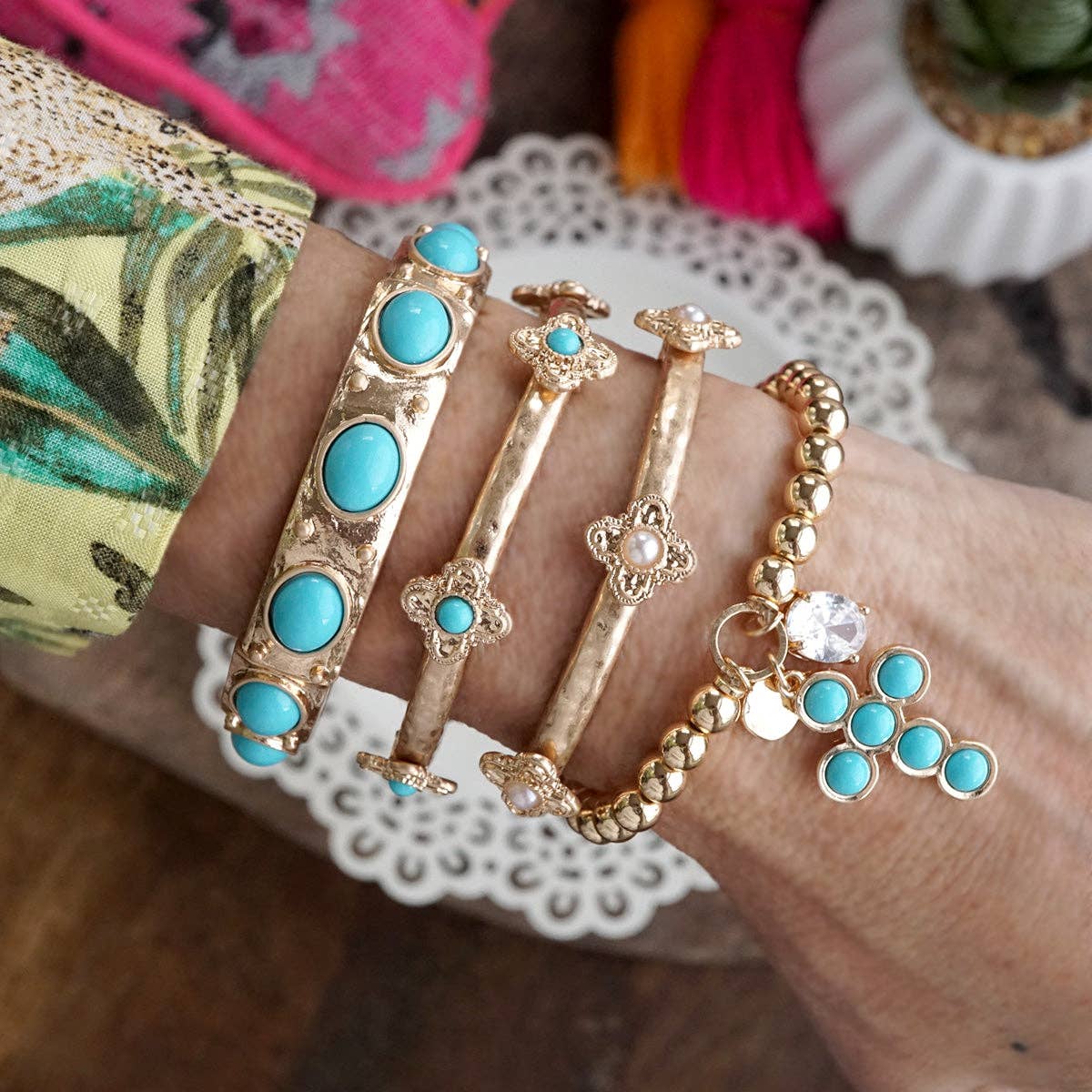 Golden Keepsakes Charm Cluster Stretch Bracelet with Beads and Stones