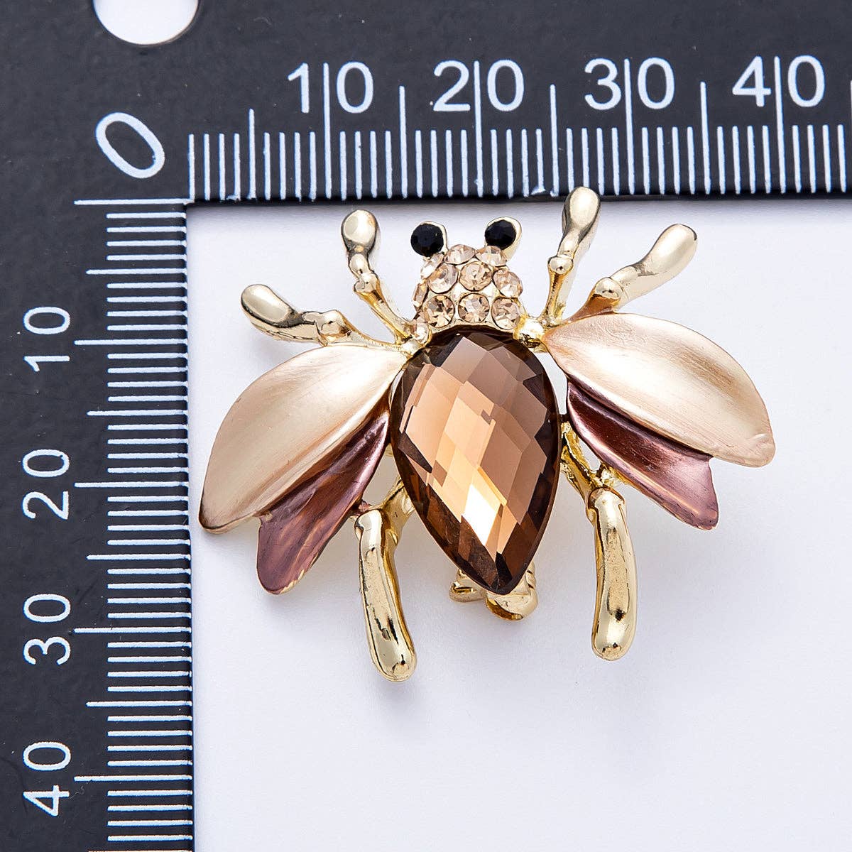Gold 32mm x 38mm Brown Flying Insect Animal Pin Brooch