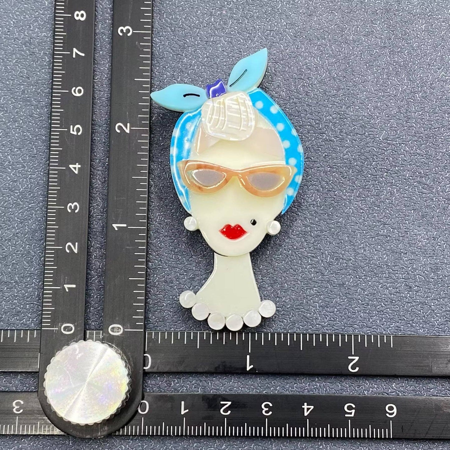 Women with Bow Turban Acrylic Brooch