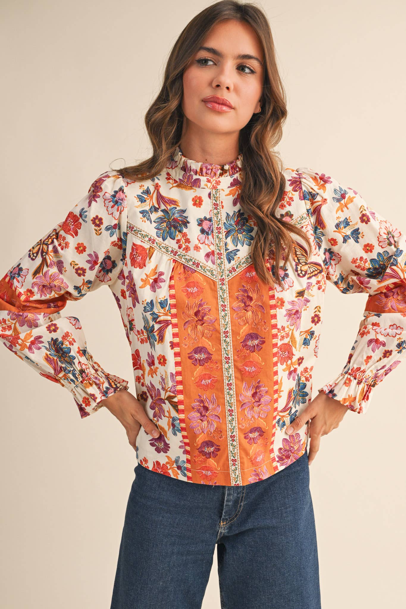 EXCLUSIVE FLORAL BORDER PRINT TOP WITH FLORAL TRIM