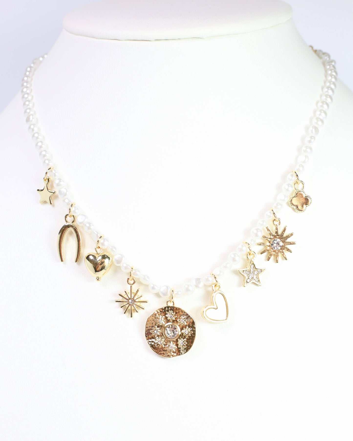 Lois Charm Necklace Pearl