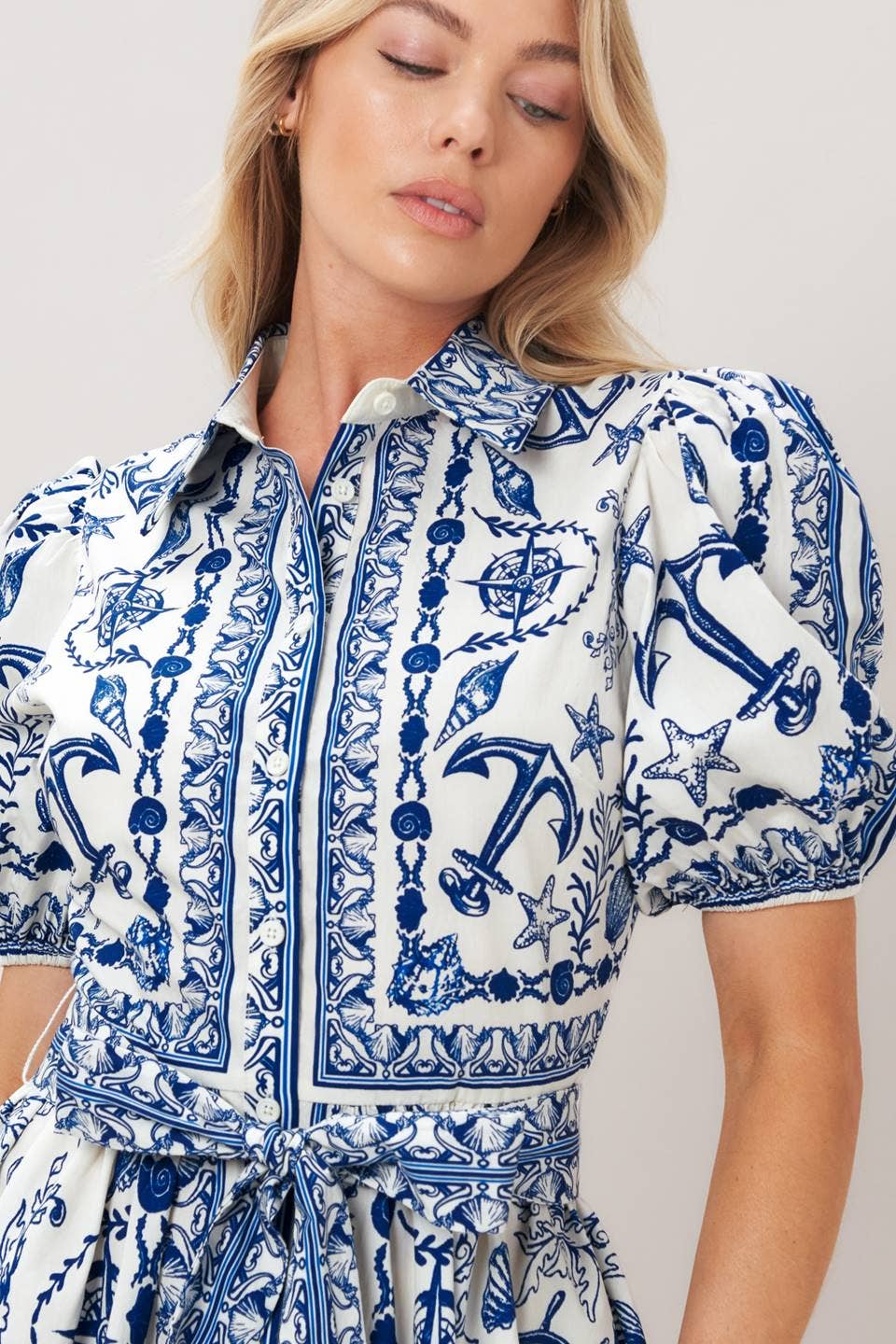 PRINTED WOVEN BUTTON DOWN MINI DRESS