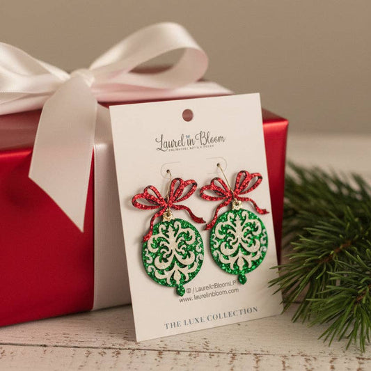 Vintage Noel Ornament Drops
