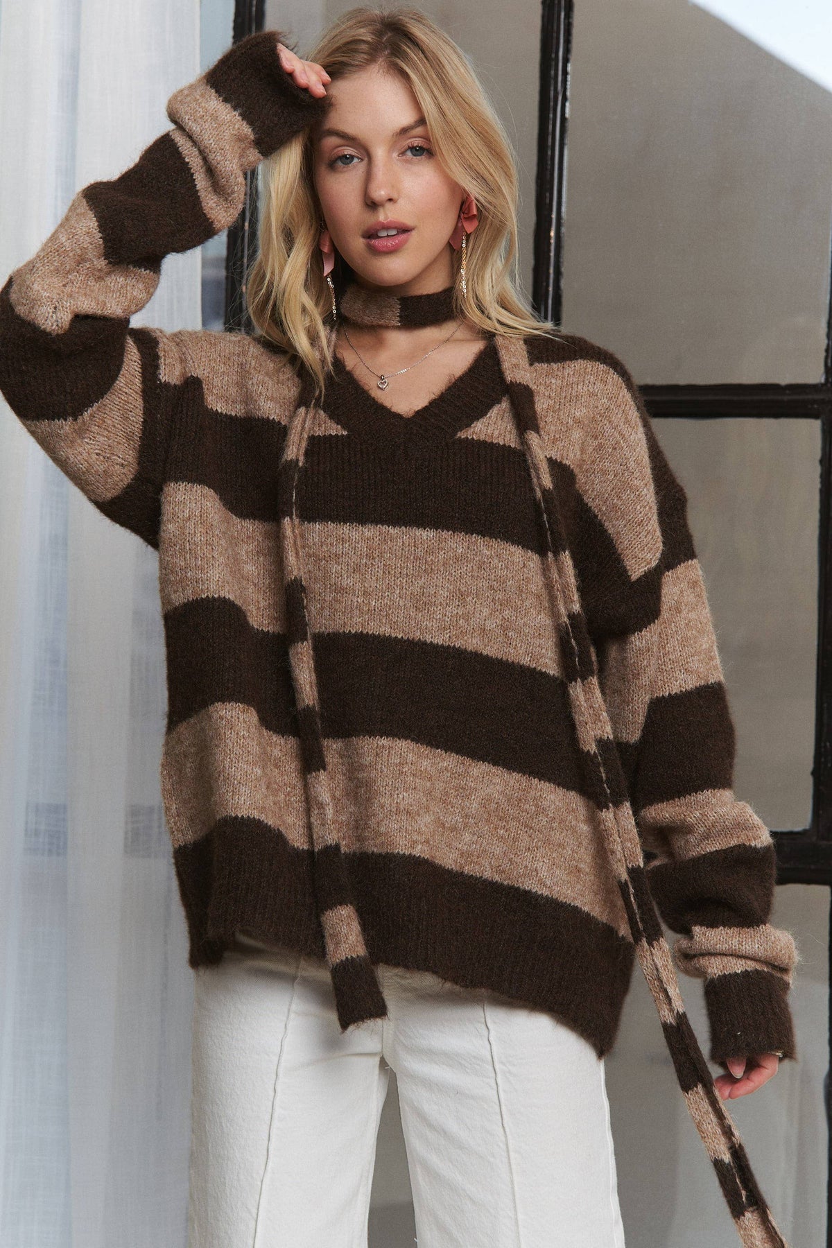 BROWN STRIPES KNIT SWEATER WITH SCARF
