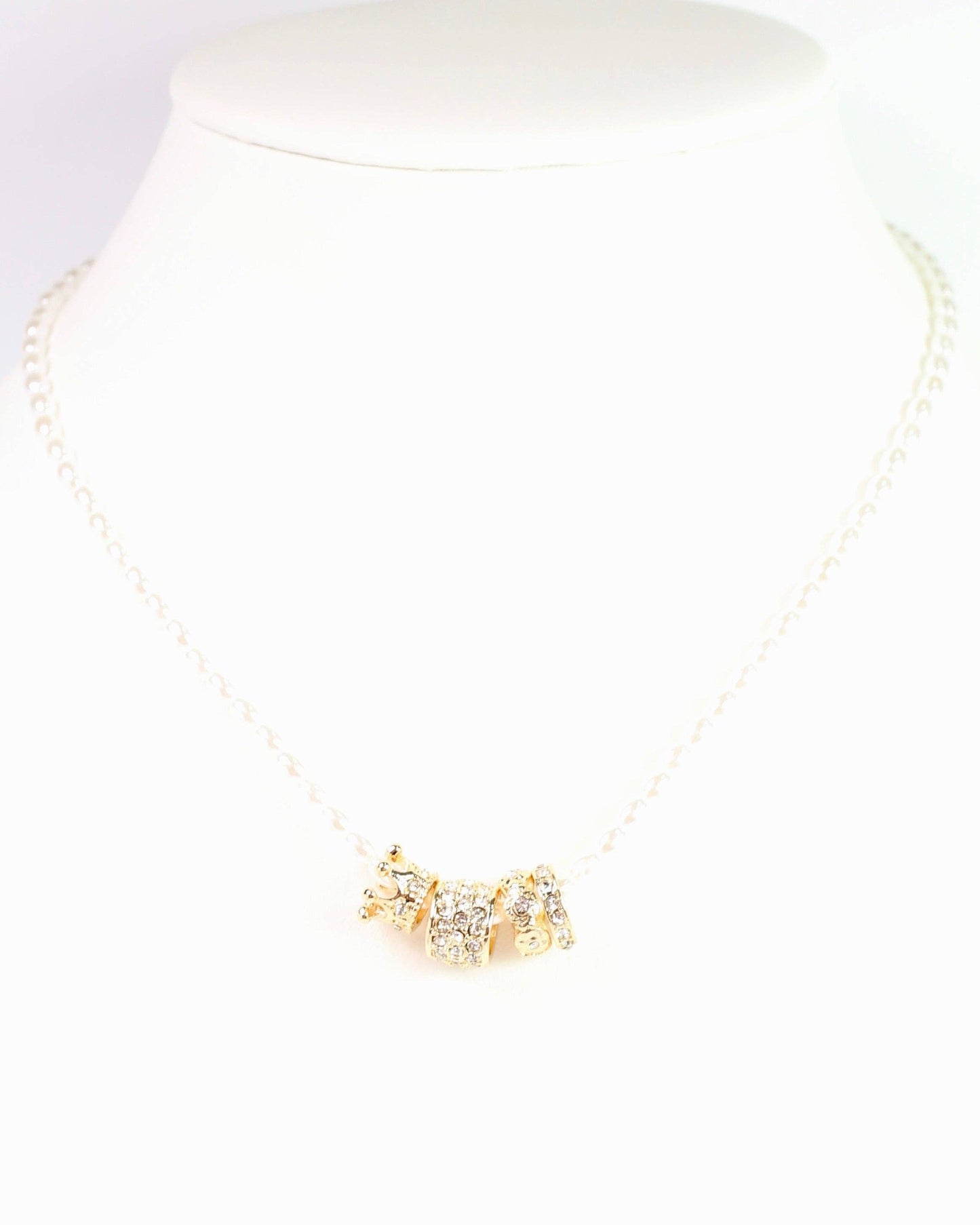 Kerri Pearl Charm Necklace Gold