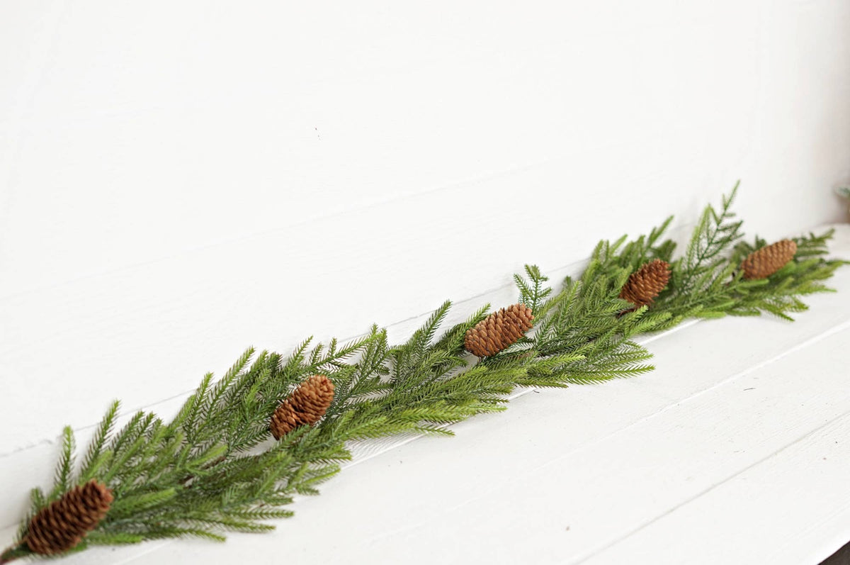 4.5ft Garland-Evergreen Norfolk Pine w.Long Pinecone