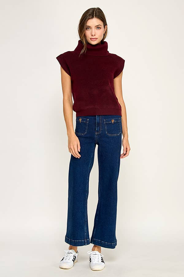 RIBBED SLEEVELESS TURTLENECK SWEATER