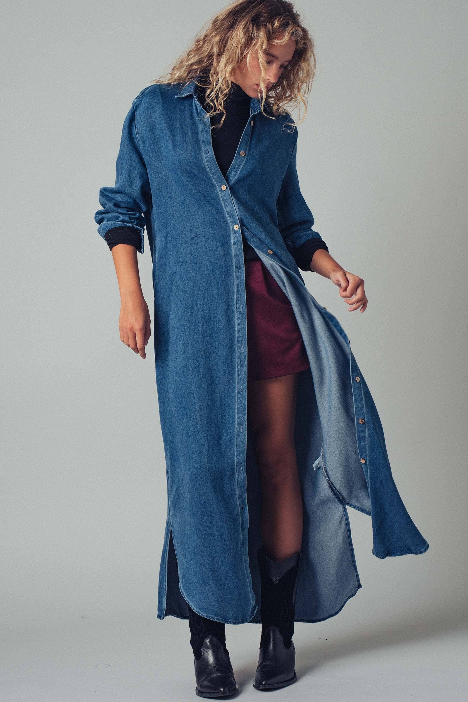Relaxed Western Denim Midi Shirt Dress with Button Front for Women