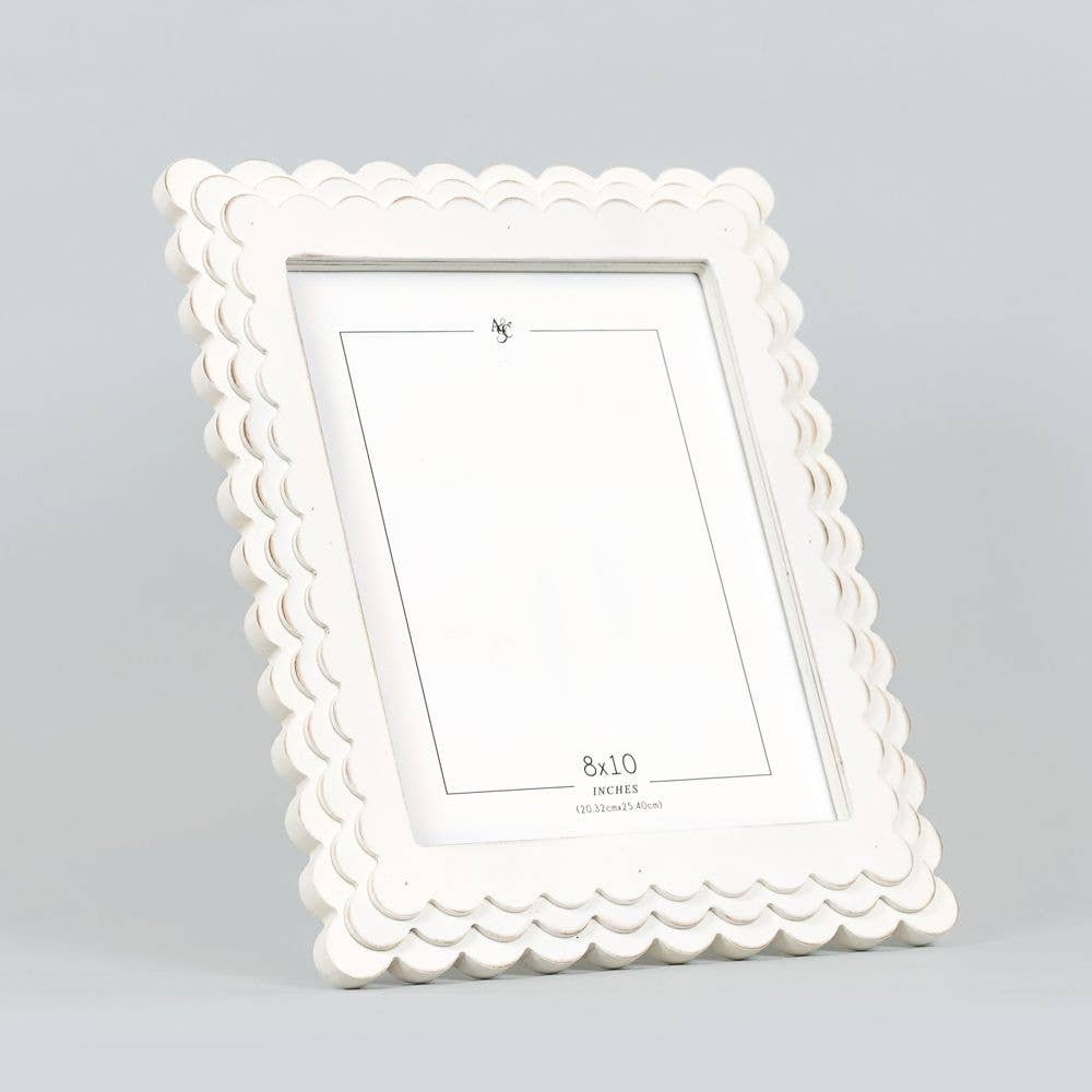 12x14 wood scallop photo frame (8x10 pic) Home Decor